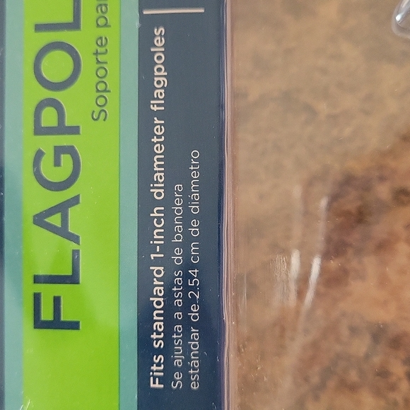 Hummingbird Haven Flagpole Bracket Fits 1 inch Flagpole.   B3 - Picture 2 of 5